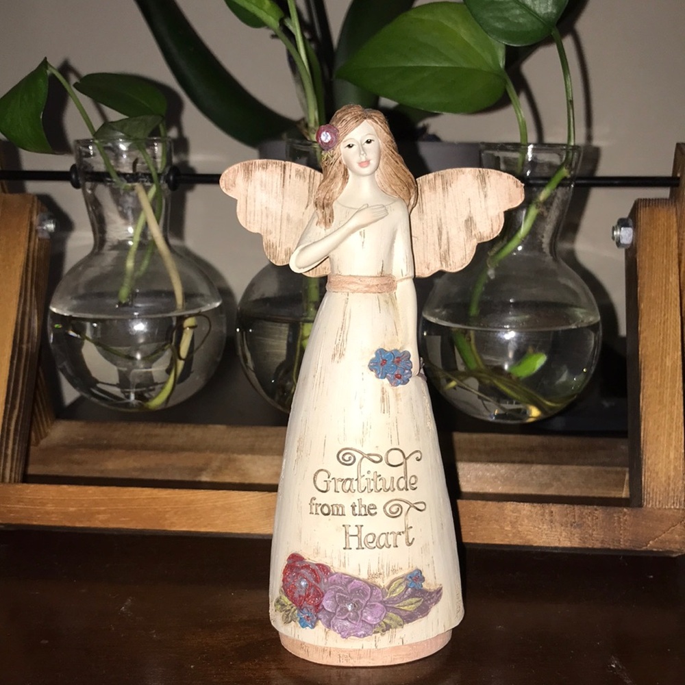 Gratitude From the Heart Angel Figurine - Cream & Pink Accents